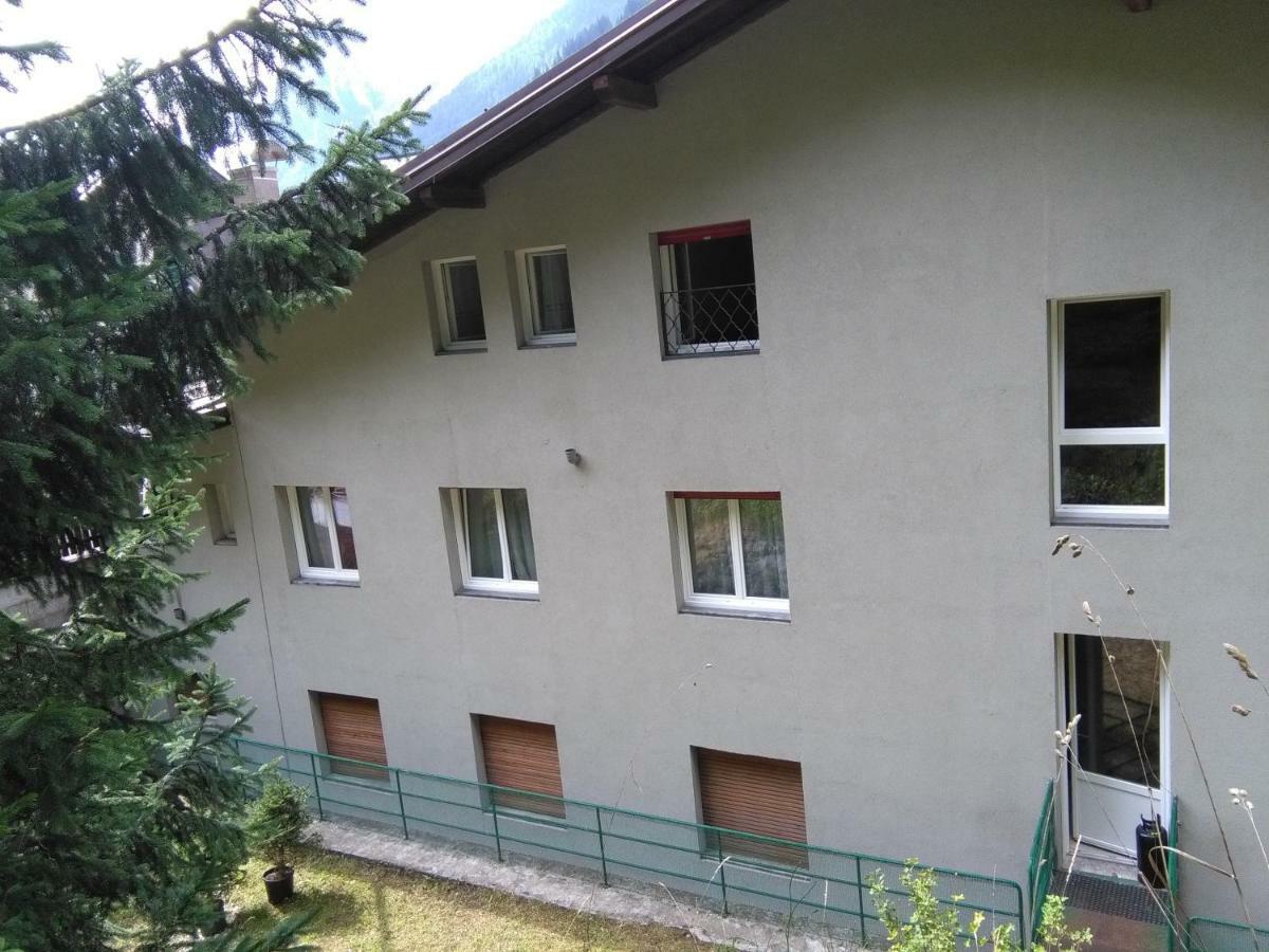 Il Giornalgaio Apartment Canazei Luaran gambar